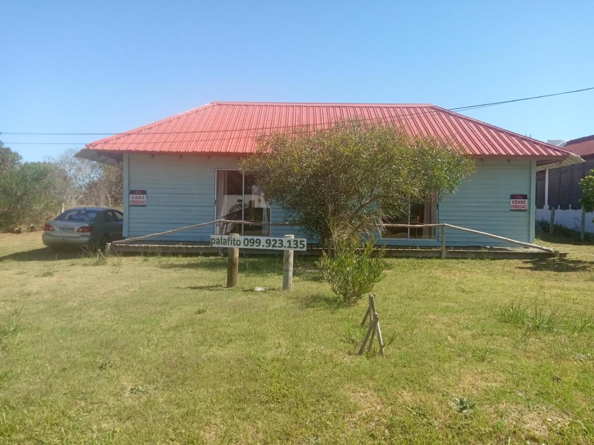 Palafito Apartment Aguas Dulces Exterior photo